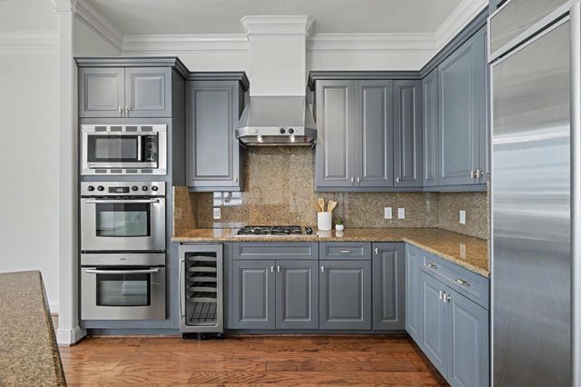 1419 Montrose Boulevard 702, Houston, TX 77019