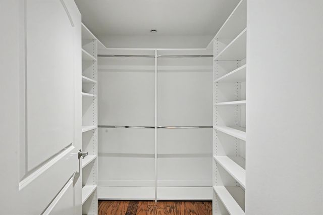 1419 Montrose Boulevard 702, Houston, TX 77019