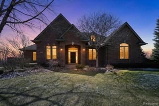 2591 Overbrook, Highland, MI 48357