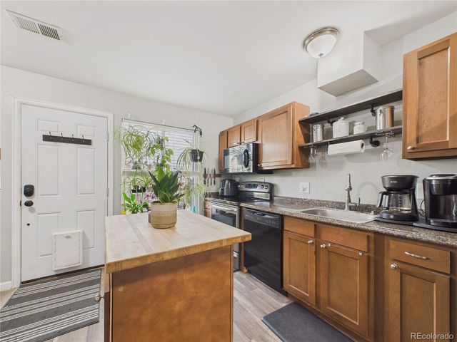 7571 Leyden Street, Commerce City, CO 80022