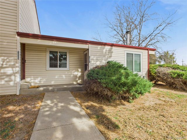 7571 Leyden Street, Commerce City, CO 80022