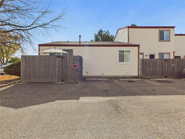 7571 Leyden Street, Commerce City, CO 80022