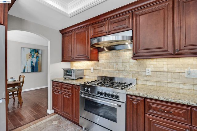 4162 Fairlands Dr, Pleasanton, CA 94588