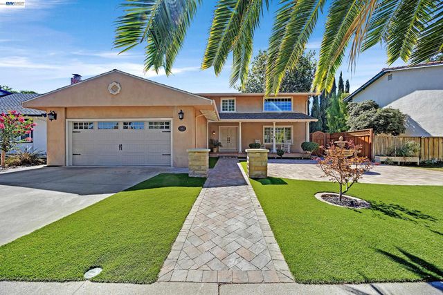 4162 Fairlands Dr, Pleasanton, CA 94588