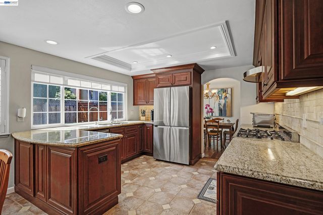 4162 Fairlands Dr, Pleasanton, CA 94588