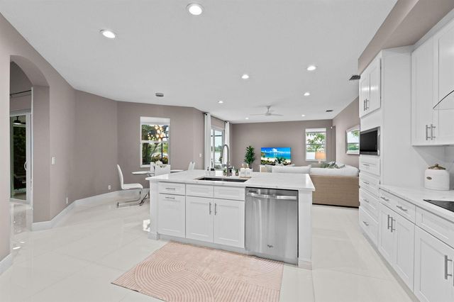 9919 Royal Cardigan Way, West Palm Beach, FL 33411