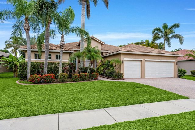 9919 Royal Cardigan Way, West Palm Beach, FL 33411