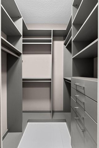 9919 Royal Cardigan Way, West Palm Beach, FL 33411