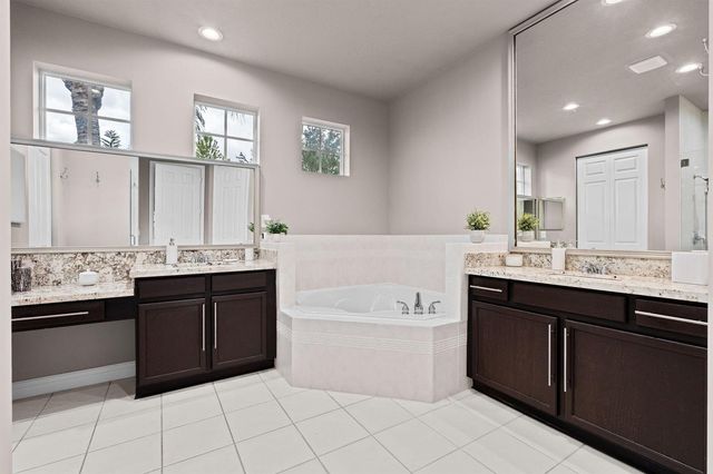 9919 Royal Cardigan Way, West Palm Beach, FL 33411