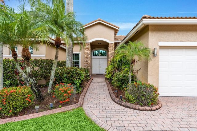 9919 Royal Cardigan Way, West Palm Beach, FL 33411