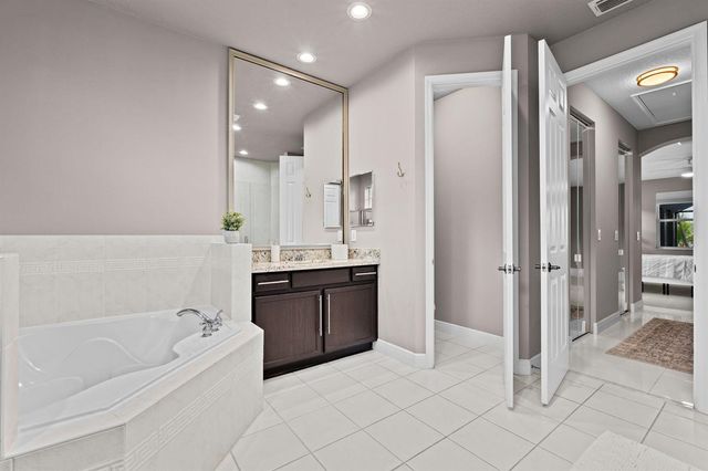 9919 Royal Cardigan Way, West Palm Beach, FL 33411