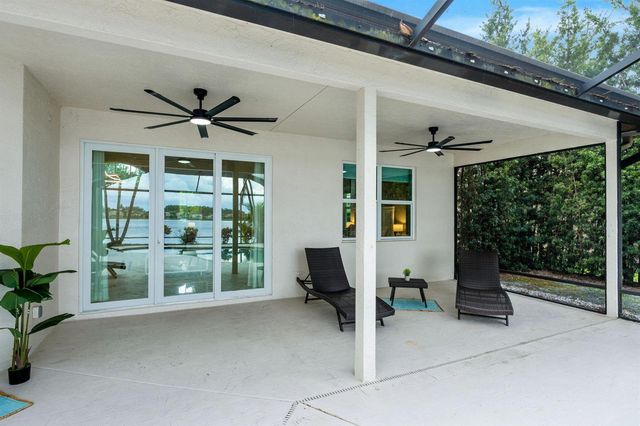 9919 Royal Cardigan Way, West Palm Beach, FL 33411