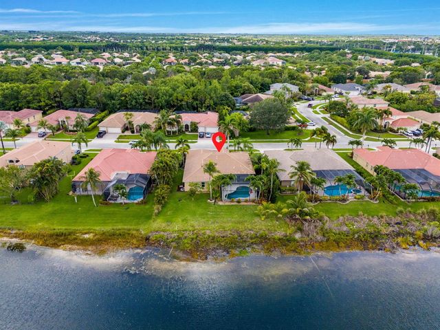 9919 Royal Cardigan Way, West Palm Beach, FL 33411