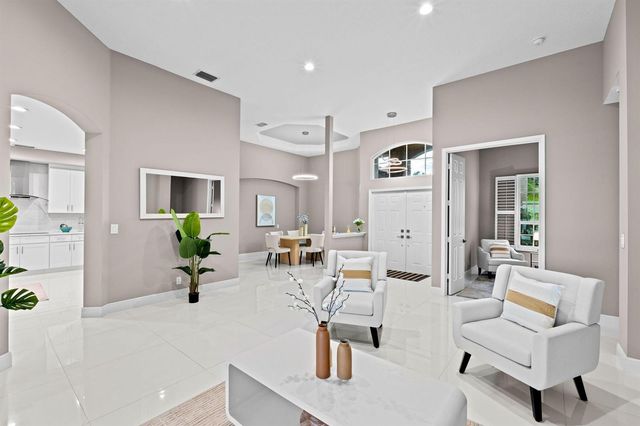 9919 Royal Cardigan Way, West Palm Beach, FL 33411