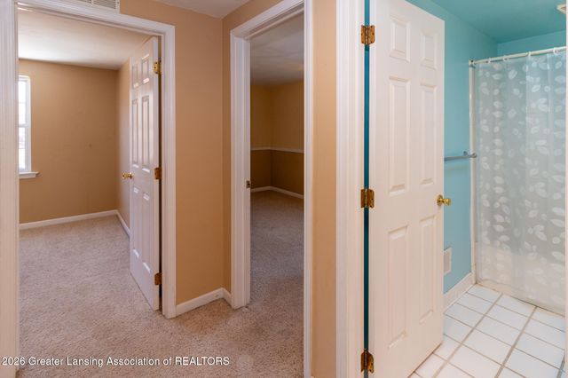 6321 Beechfield Drive, Lansing, MI 48911