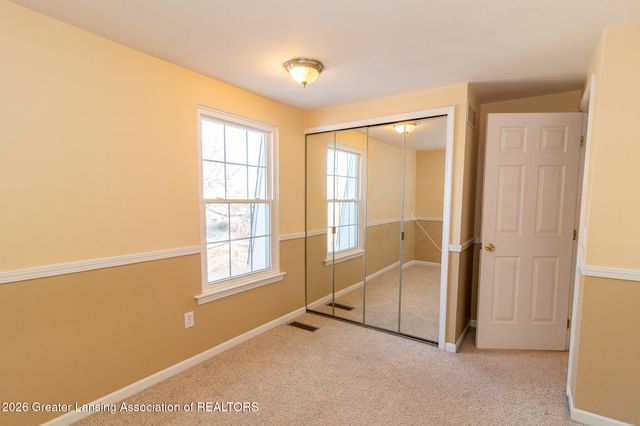 6321 Beechfield Drive, Lansing, MI 48911