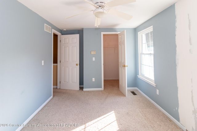 6321 Beechfield Drive, Lansing, MI 48911