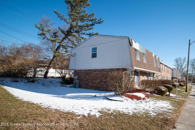 6321 Beechfield Drive, Lansing, MI 48911