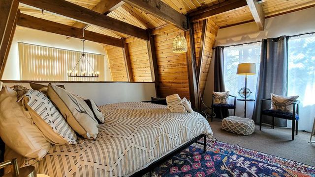 777 Iris Dr, Big Bear, CA 92315