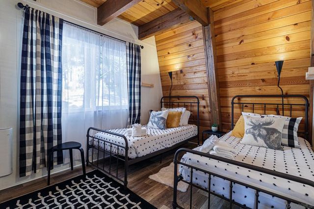 777 Iris Dr, Big Bear, CA 92315