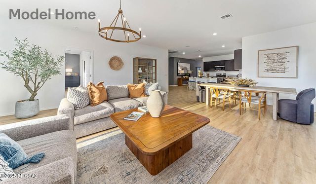 1106 S Nedra Place, Vail, AZ 85641