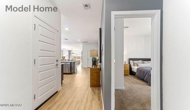 1106 S Nedra Place, Vail, AZ 85641