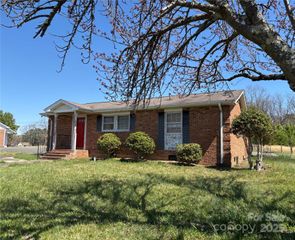 314 Laurel Avenue, Grover, NC 28073