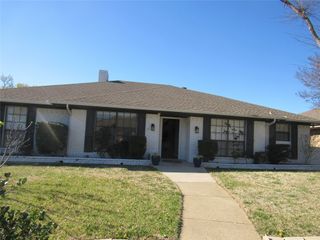 9754 Amberley Drive, Dallas, TX 75243