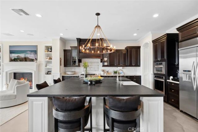 4682 Oceanridge, Huntington Beach, CA 92649