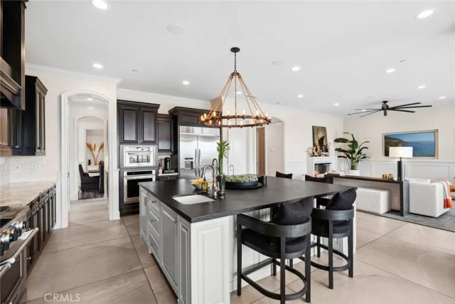 4682 Oceanridge, Huntington Beach, CA 92649