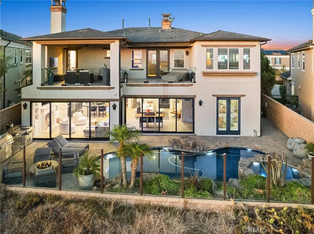 4682 Oceanridge, Huntington Beach, CA 92649