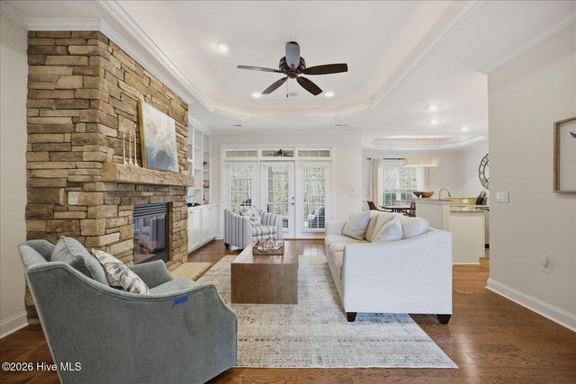 8262 Stenton Drive NE, Leland, NC 28451