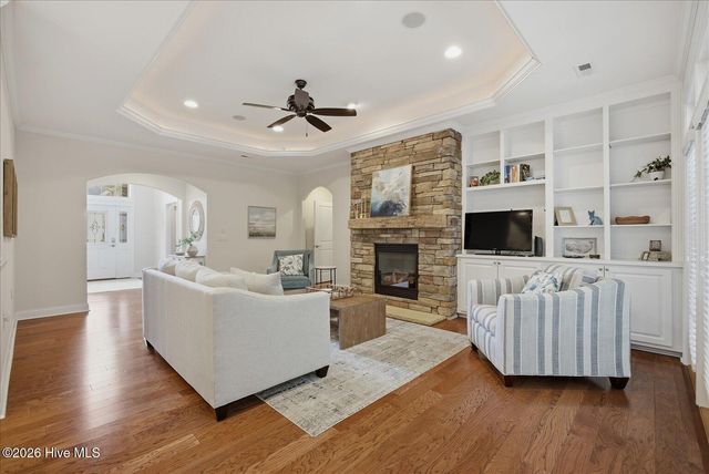 8262 Stenton Drive NE, Leland, NC 28451