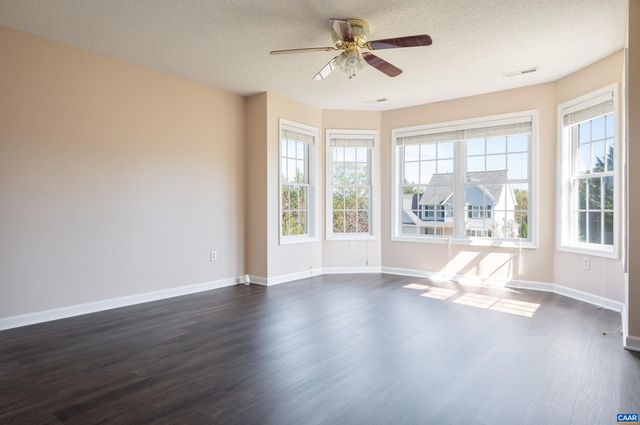 48 LILLIAN DR, Fishersville, VA 22939