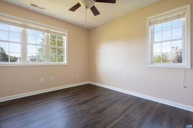 48 LILLIAN DR, Fishersville, VA 22939