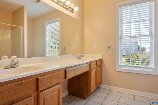 48 LILLIAN DR, Fishersville, VA 22939
