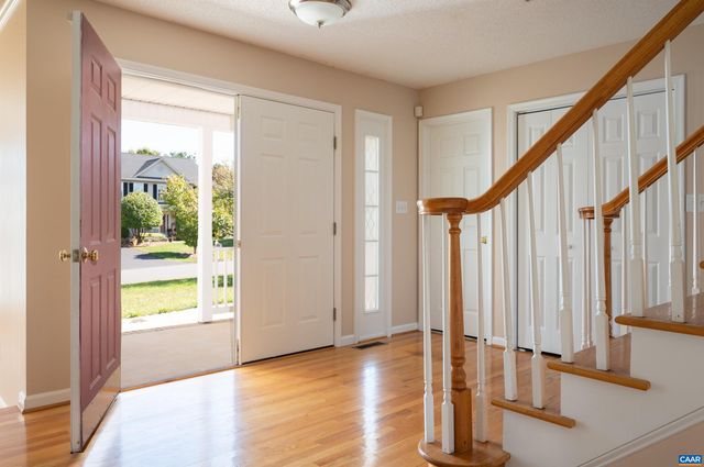 48 LILLIAN DR, Fishersville, VA 22939