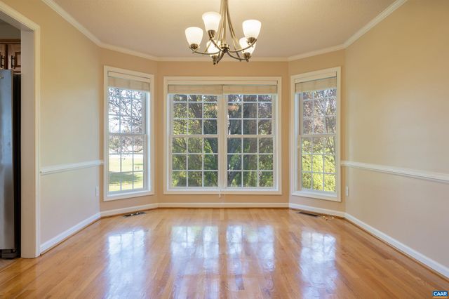 48 LILLIAN DR, Fishersville, VA 22939