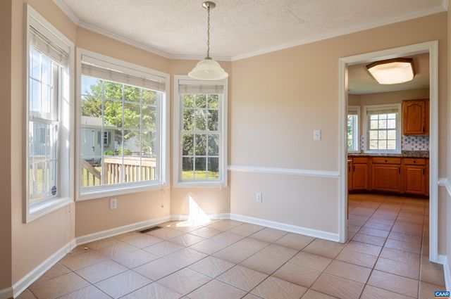 48 LILLIAN DR, Fishersville, VA 22939