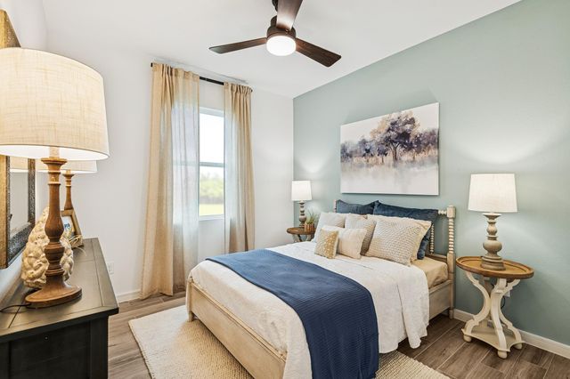 7726 Jade Crest Drive, Angleton, TX 77515