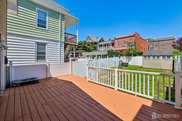 366 Jeffries Street, Perth Amboy, NJ 08861
