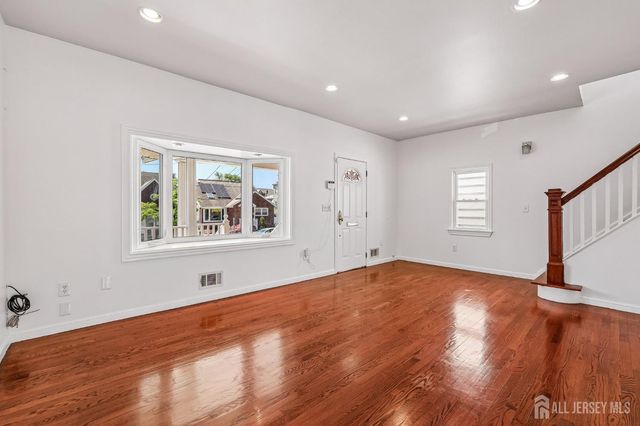 366 Jeffries Street, Perth Amboy, NJ 08861