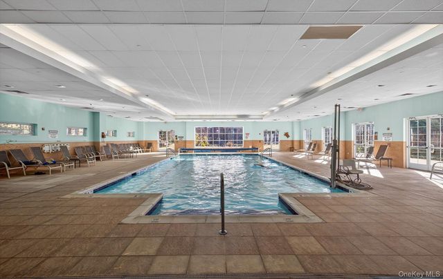 14 Miro Place, Port Washington, NY 11050