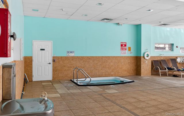 14 Miro Place, Port Washington, NY 11050