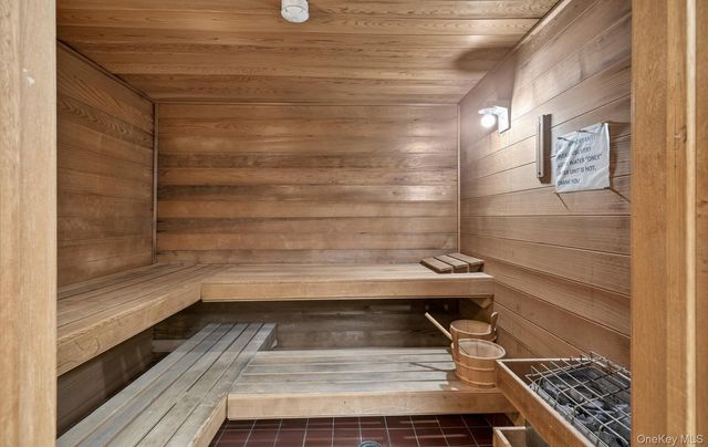 14 Miro Place, Port Washington, NY 11050