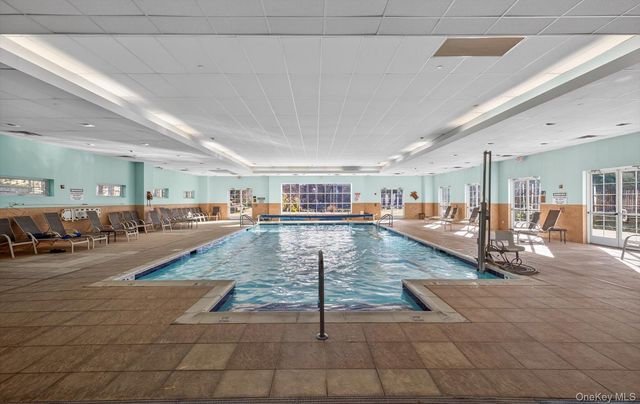 14 Miro Place, Port Washington, NY 11050