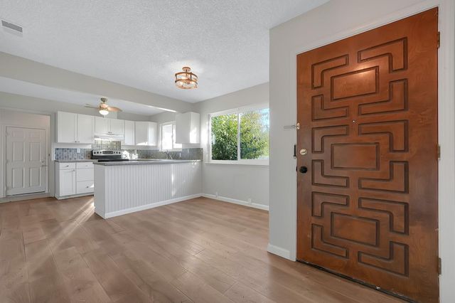 18389 Gerrans St, Plymouth, CA 95669