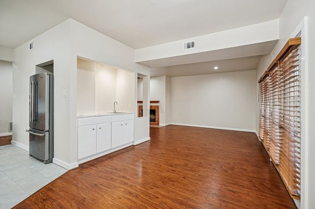 531-C Sand Bend, Kerrville, TX 78028