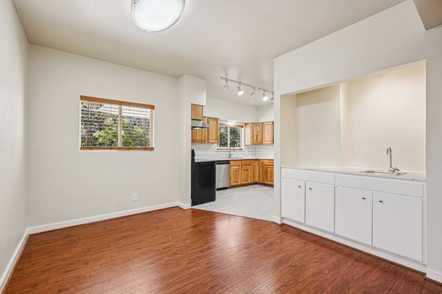 531-C Sand Bend, Kerrville, TX 78028