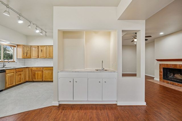 531-C Sand Bend, Kerrville, TX 78028